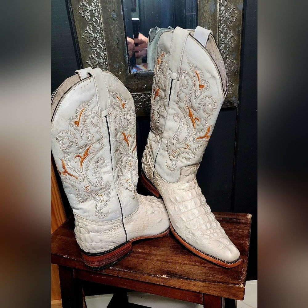 Nicasio Mexican-Made Crocodile Leather Cowboy Boots